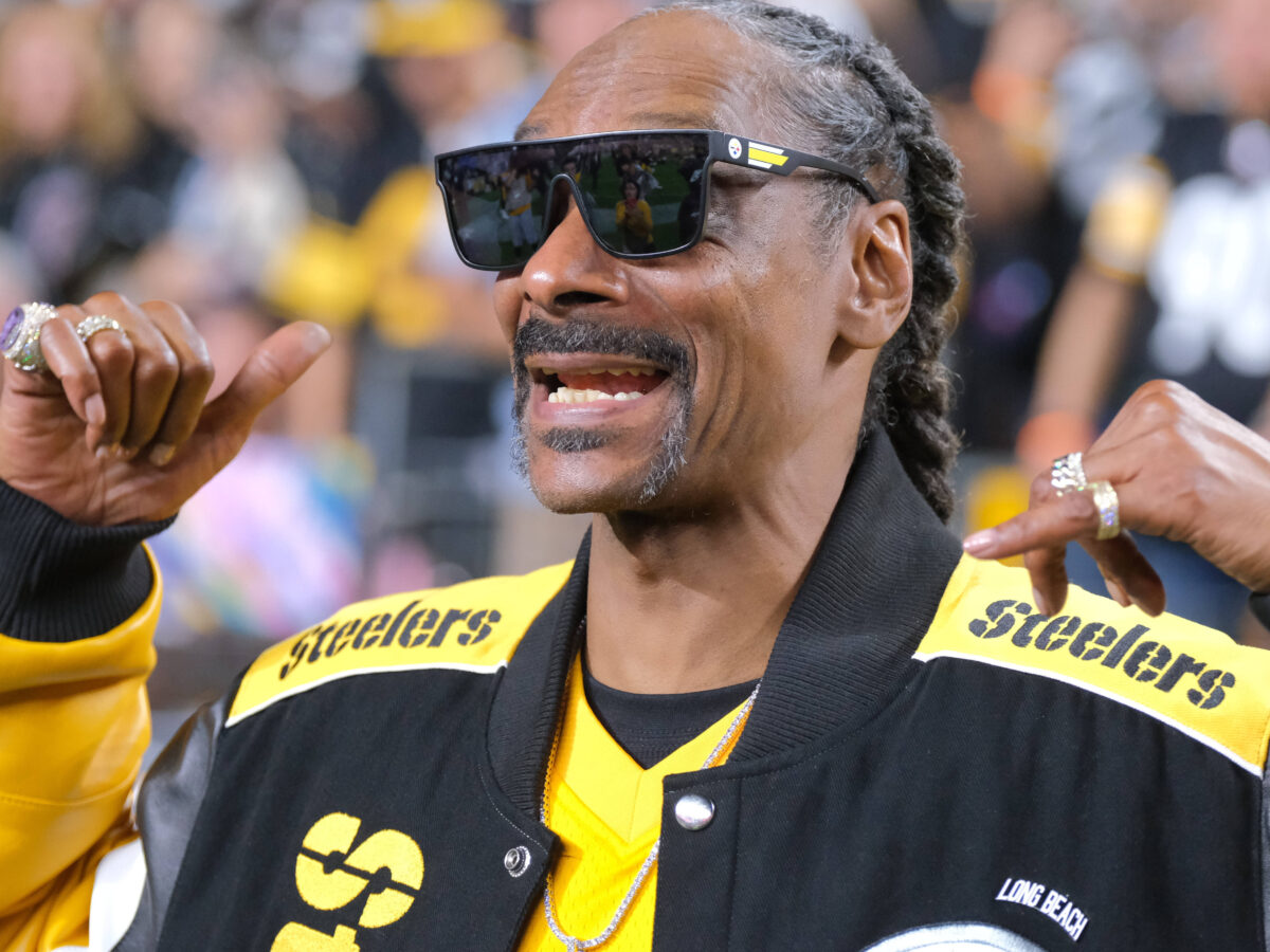 Snoop Dogg Goes After Suge Knight On New Diss Track