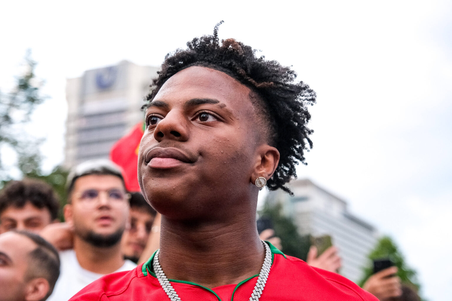 IShowSpeed wins streamer of the year award - Pubity