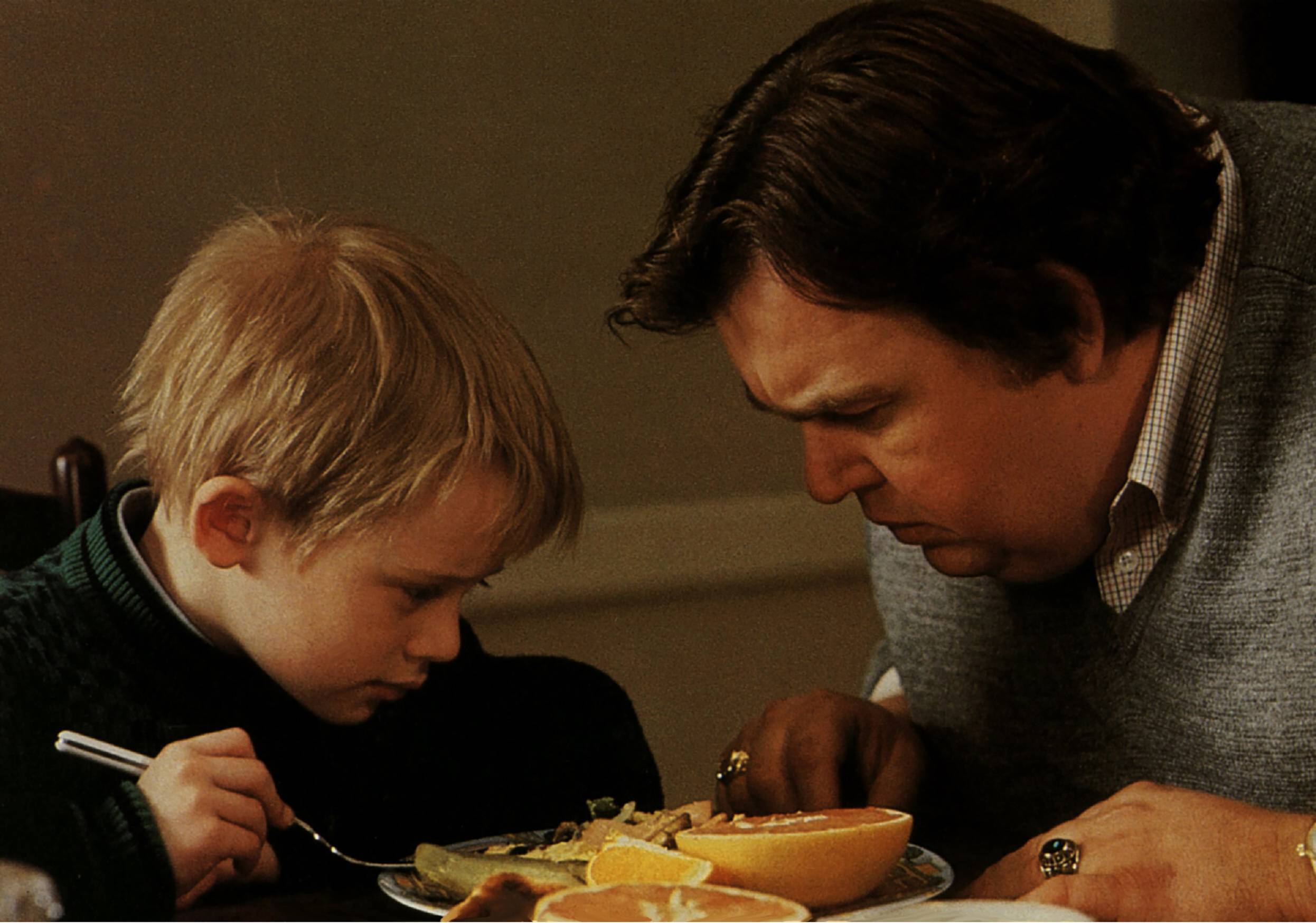 the-non-christmas-movies-we-all-watch-at-christmas-pubity