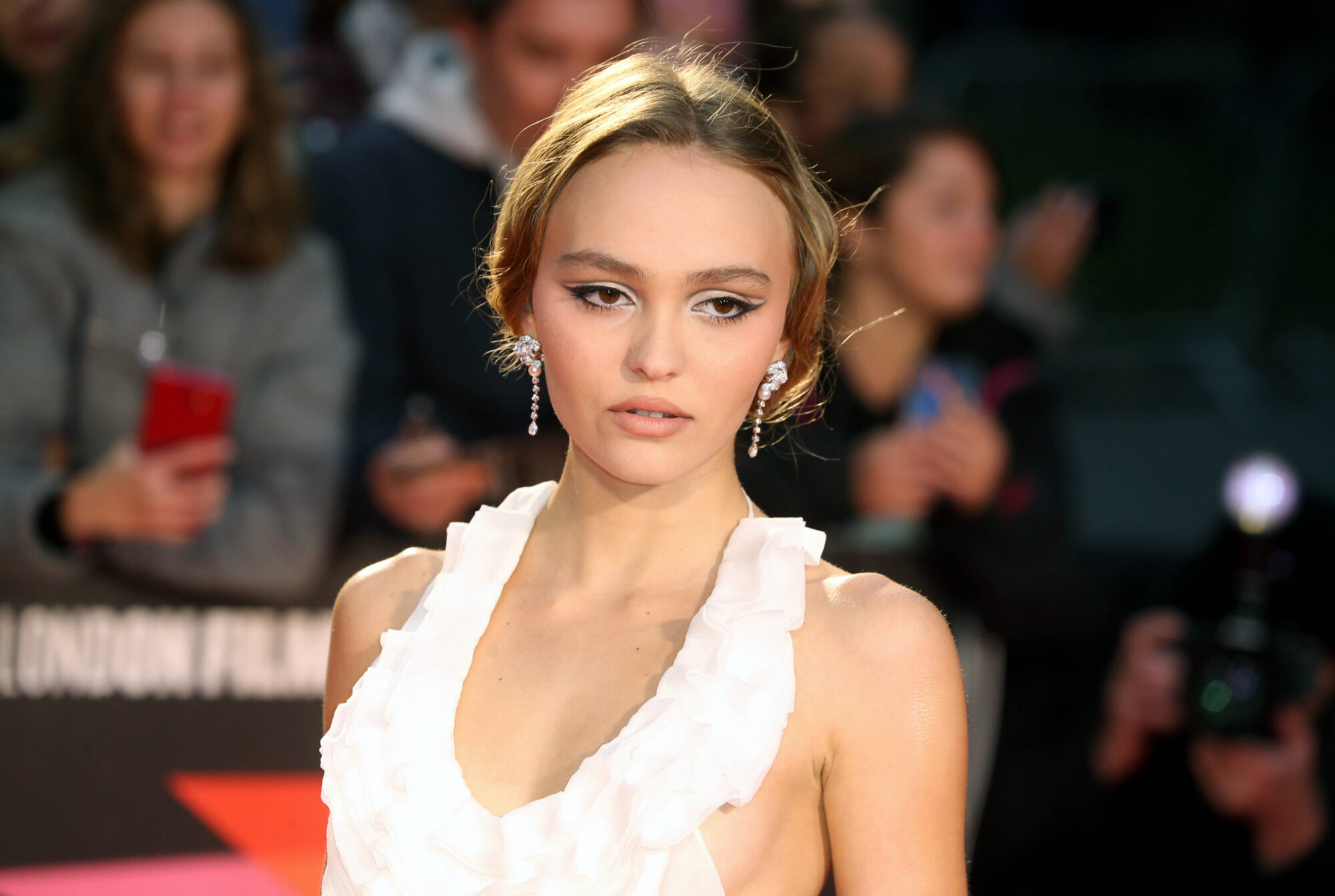 Lily-Rose Depp Net Worth: What we know - Pubity