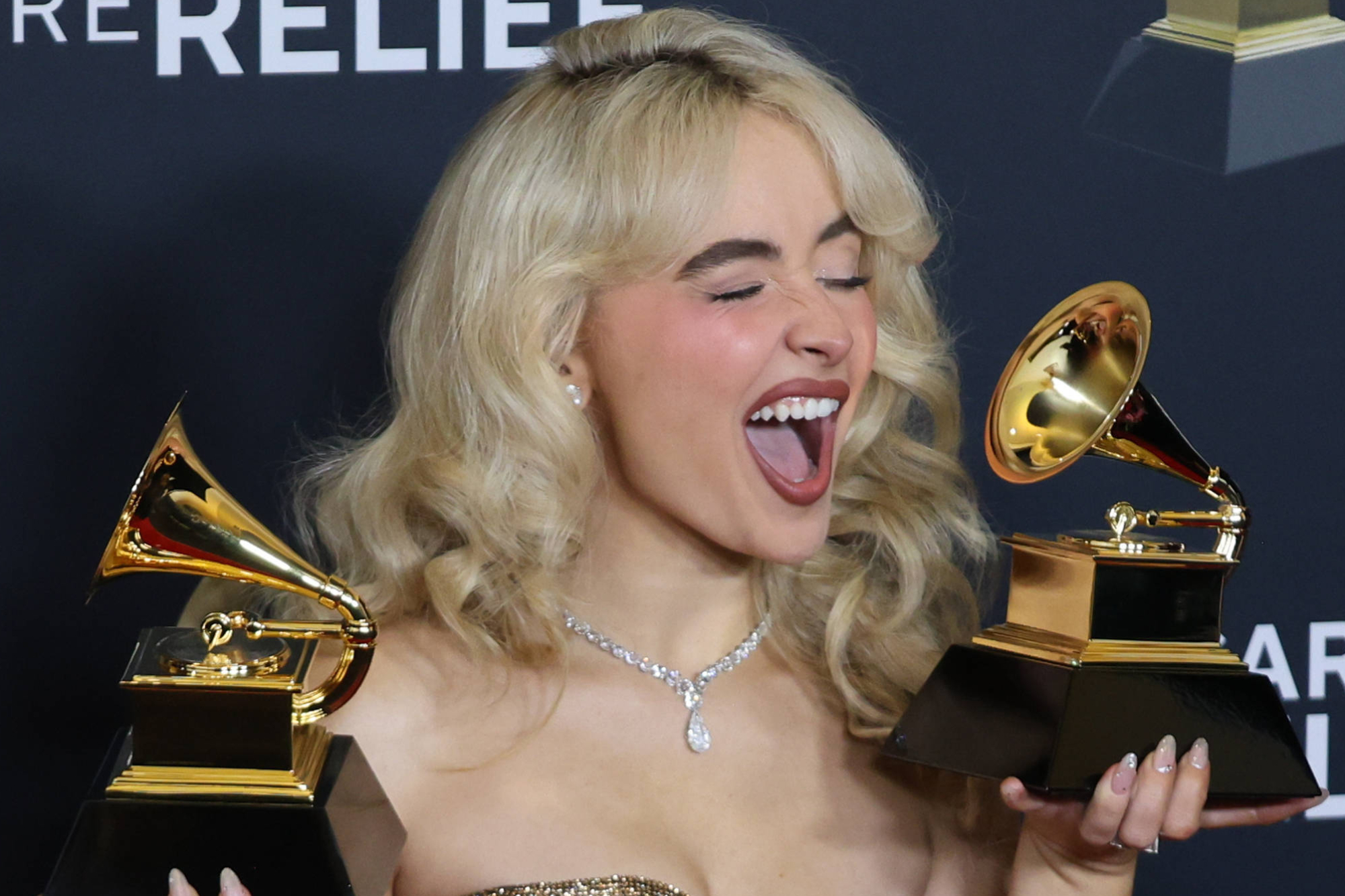 Sabrina Carpenter announces more tour dates - Pubity