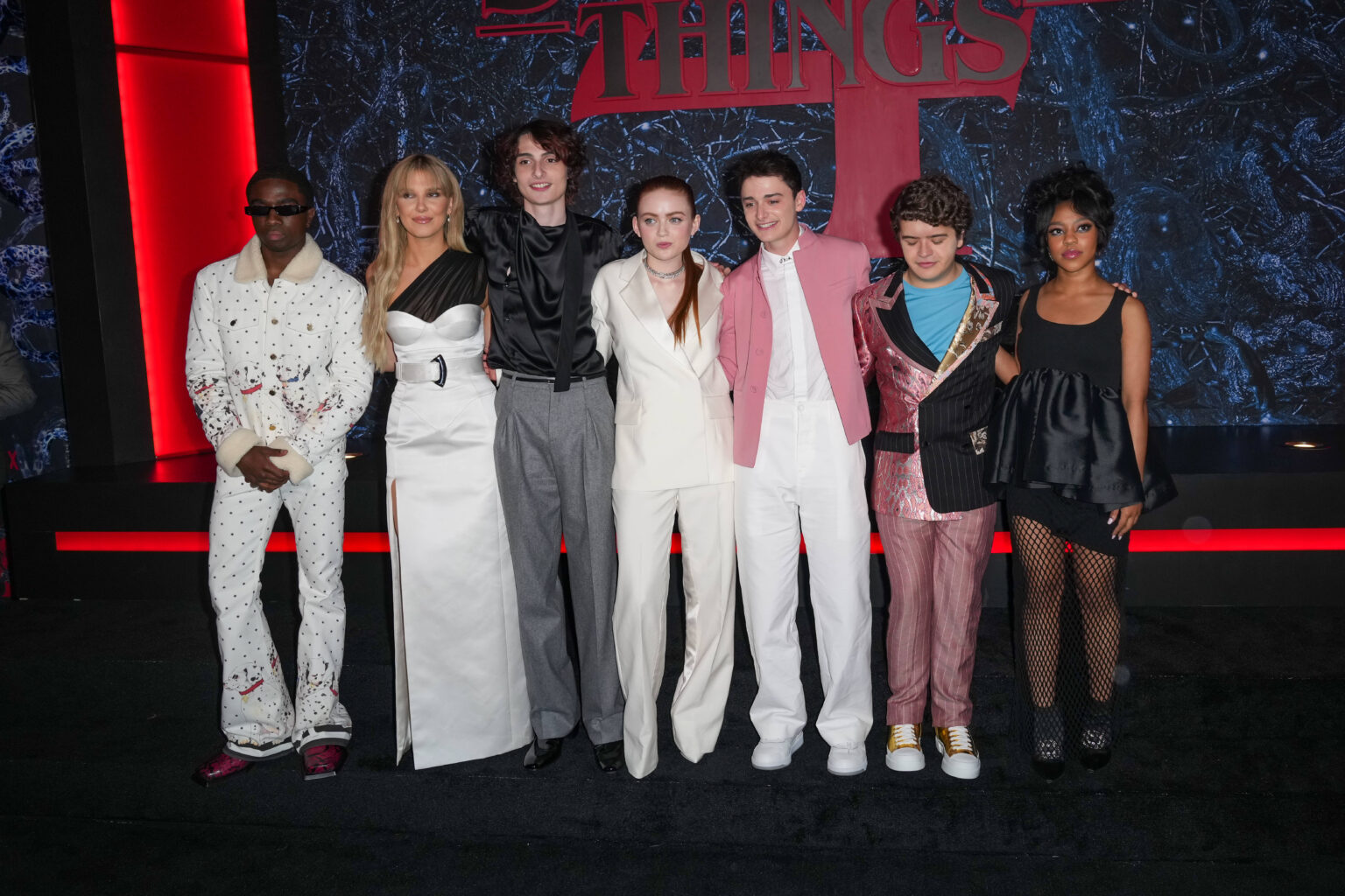 Millie Bobby Brown and Noah Schnapp friendship timeline Pubity