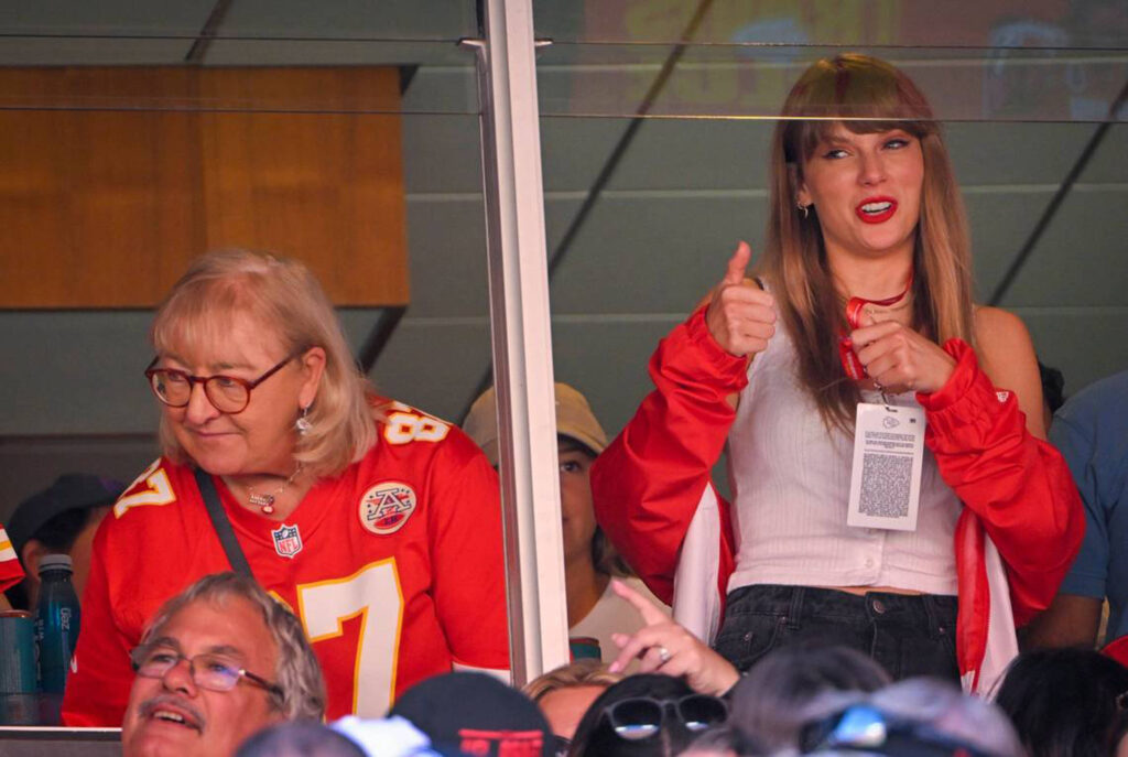 Taylor Swift Travis Kelce