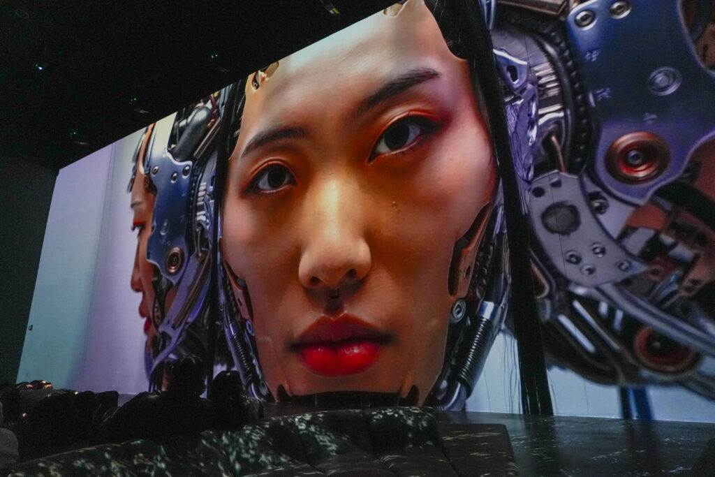 Mercer Labs Museum of Art and Technology presents Maestros and the Machines Pubity AI host.