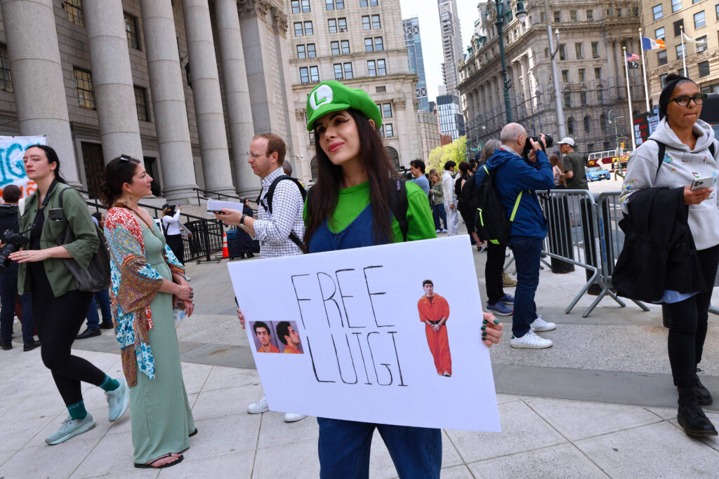 Accused murderer Luigi Mangione has devoted supporters