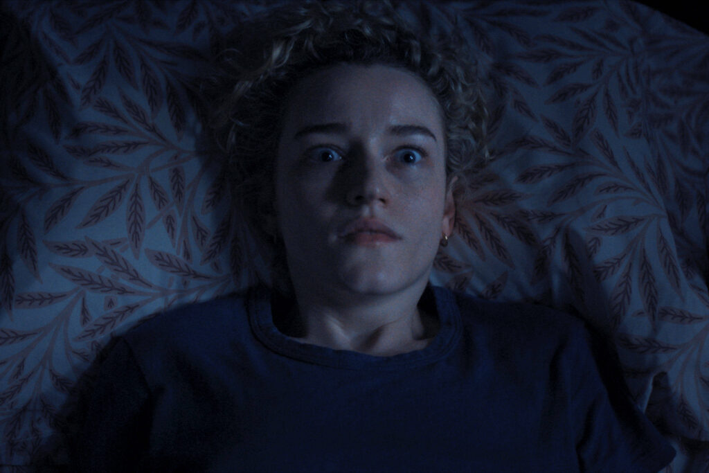 Julia Garner plays Justine in Weapons